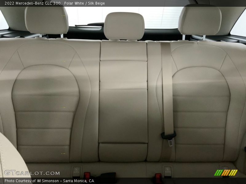 Polar White / Silk Beige 2022 Mercedes-Benz GLC 300