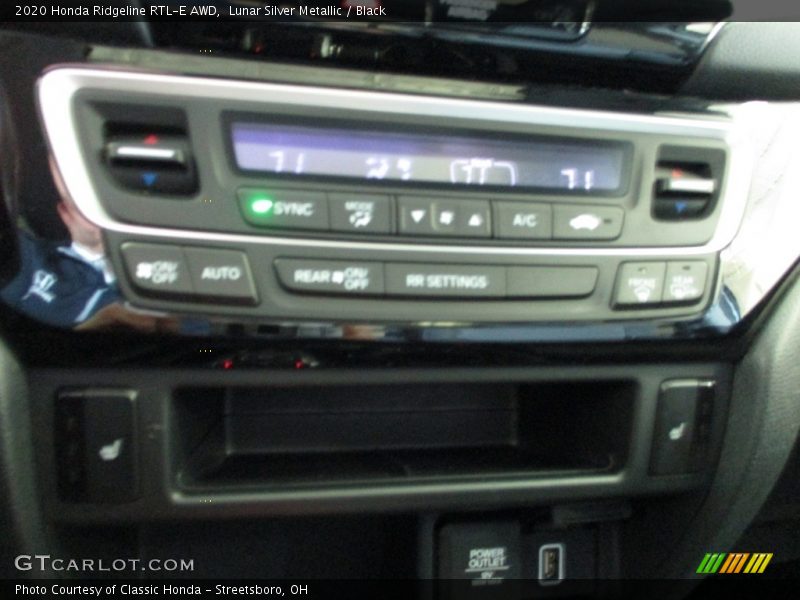 Lunar Silver Metallic / Black 2020 Honda Ridgeline RTL-E AWD