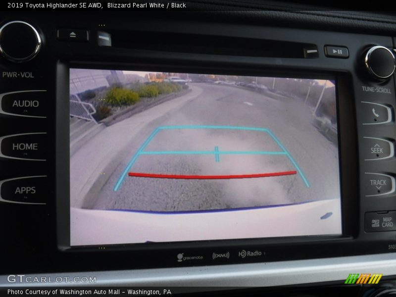 Blizzard Pearl White / Black 2019 Toyota Highlander SE AWD