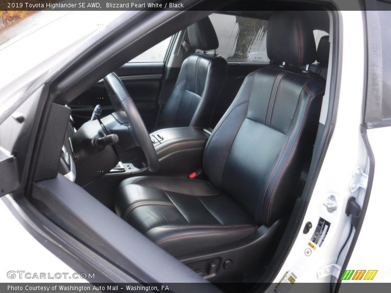 Blizzard Pearl White / Black 2019 Toyota Highlander SE AWD