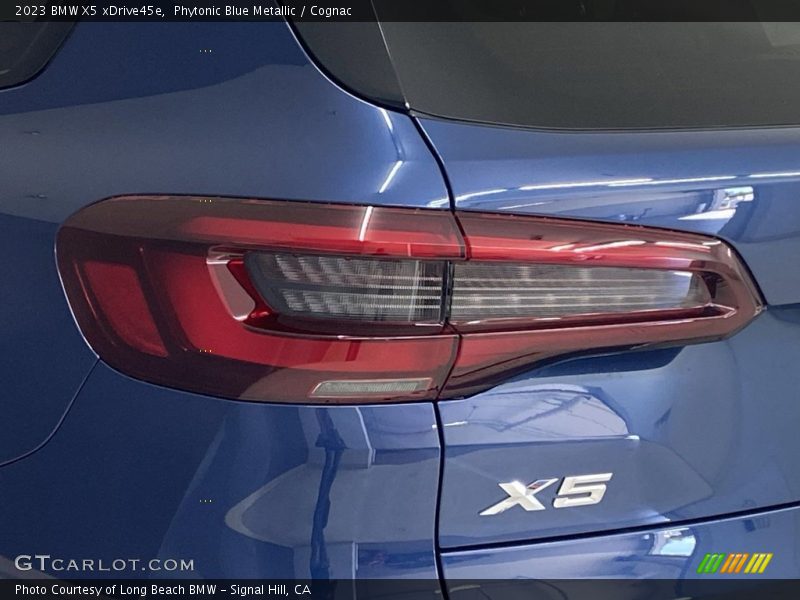  2023 X5 xDrive45e Logo
