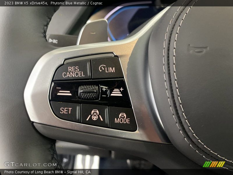  2023 X5 xDrive45e Steering Wheel