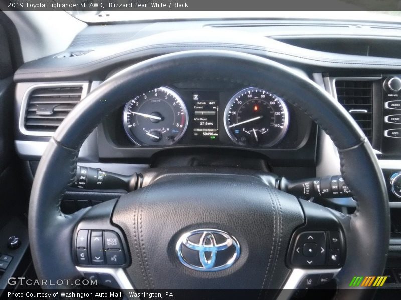 Blizzard Pearl White / Black 2019 Toyota Highlander SE AWD