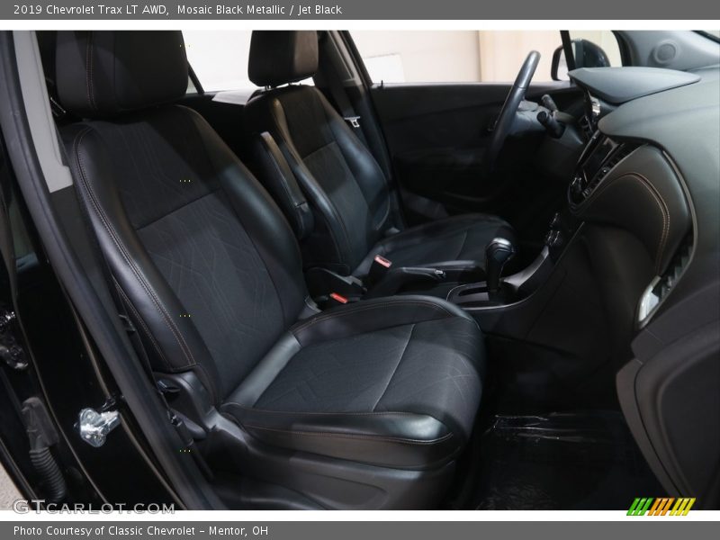 Mosaic Black Metallic / Jet Black 2019 Chevrolet Trax LT AWD