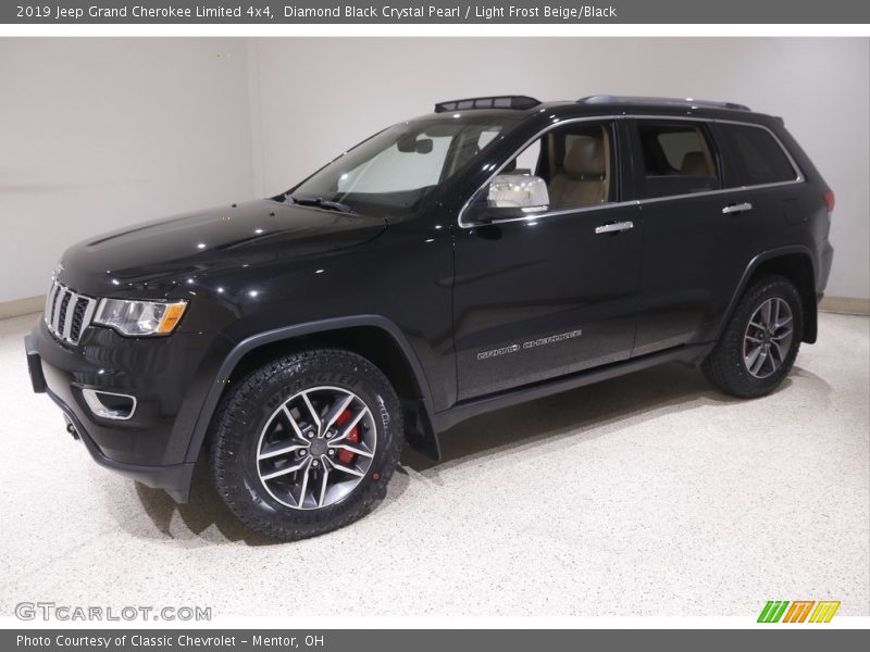 Diamond Black Crystal Pearl / Light Frost Beige/Black 2019 Jeep Grand Cherokee Limited 4x4