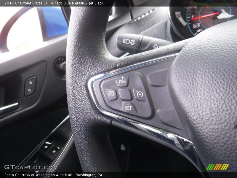 Kinetic Blue Metallic / Jet Black 2017 Chevrolet Cruze LT