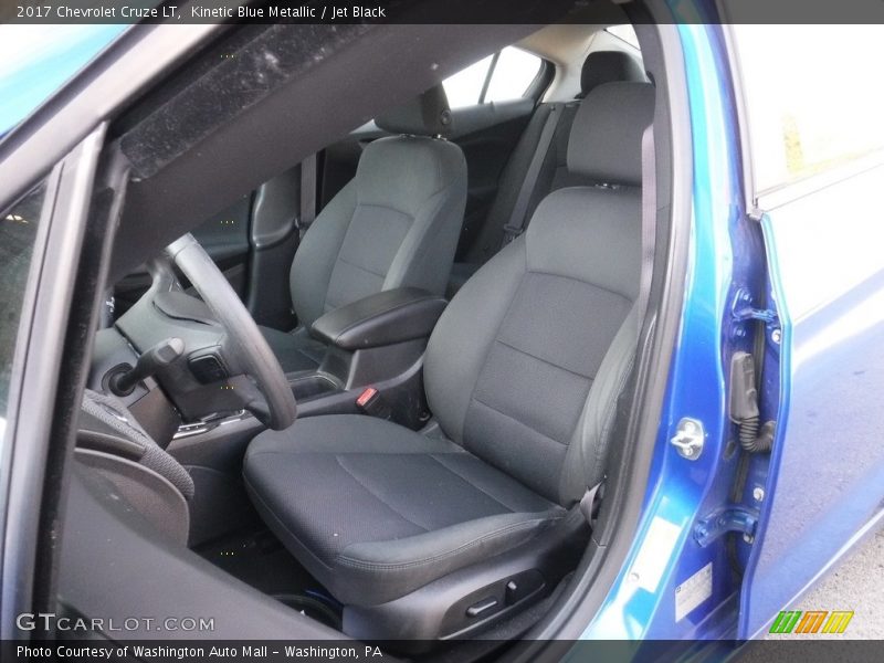 Kinetic Blue Metallic / Jet Black 2017 Chevrolet Cruze LT