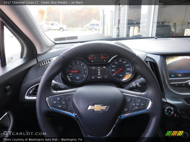 Kinetic Blue Metallic / Jet Black 2017 Chevrolet Cruze LT