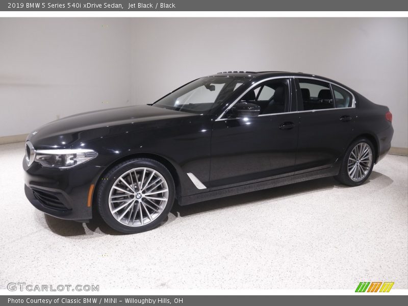 Jet Black / Black 2019 BMW 5 Series 540i xDrive Sedan