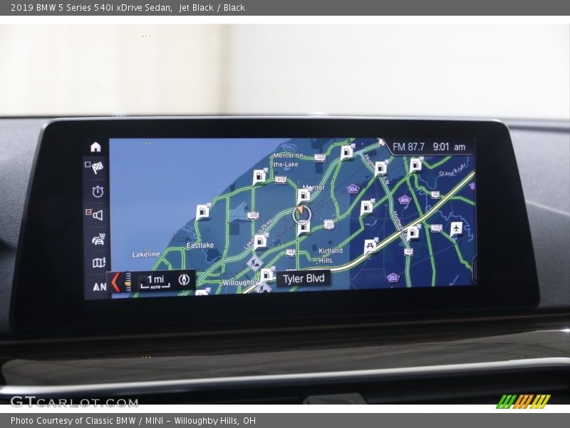 Jet Black / Black 2019 BMW 5 Series 540i xDrive Sedan