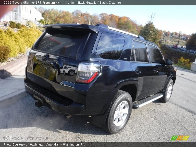 Midnight Black Metallic / Black/Graphite 2022 Toyota 4Runner SR5 Premium 4x4