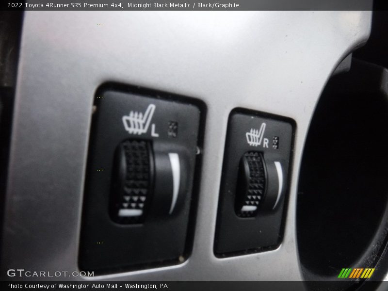 Midnight Black Metallic / Black/Graphite 2022 Toyota 4Runner SR5 Premium 4x4