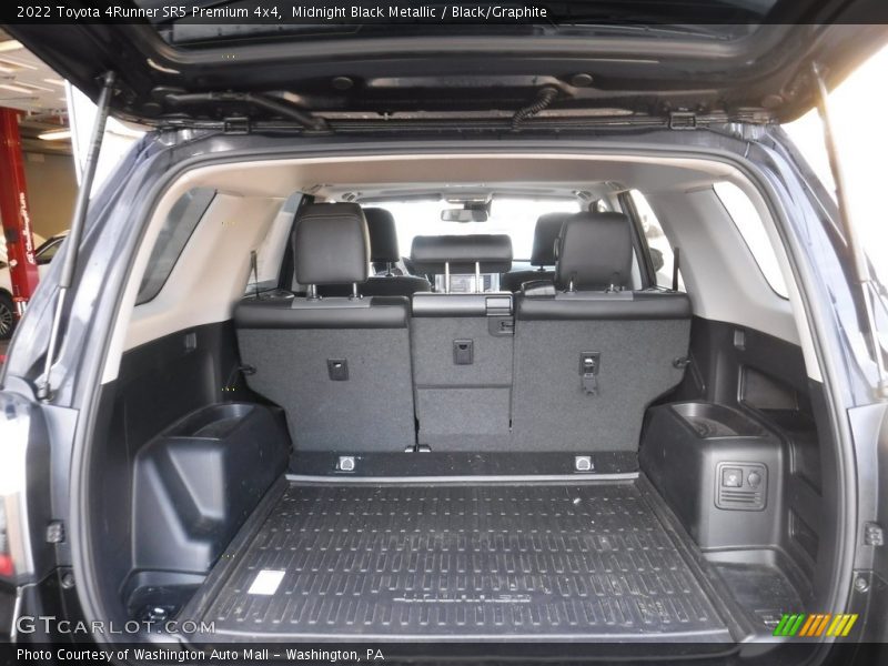 Midnight Black Metallic / Black/Graphite 2022 Toyota 4Runner SR5 Premium 4x4
