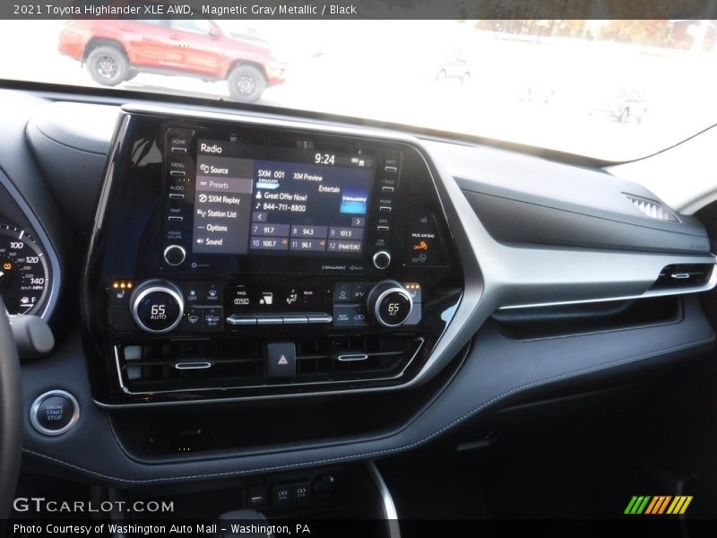 Magnetic Gray Metallic / Black 2021 Toyota Highlander XLE AWD