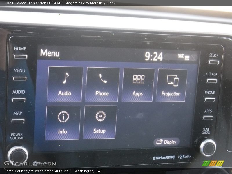 Magnetic Gray Metallic / Black 2021 Toyota Highlander XLE AWD