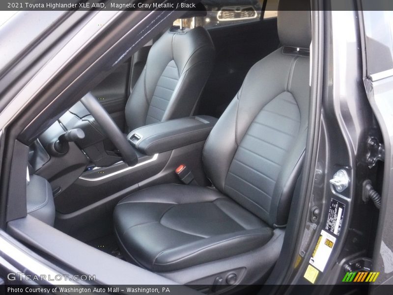 Magnetic Gray Metallic / Black 2021 Toyota Highlander XLE AWD