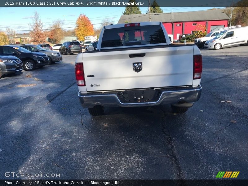 Bright White / Black/Diesel Gray 2019 Ram 1500 Classic SLT Crew Cab 4x4