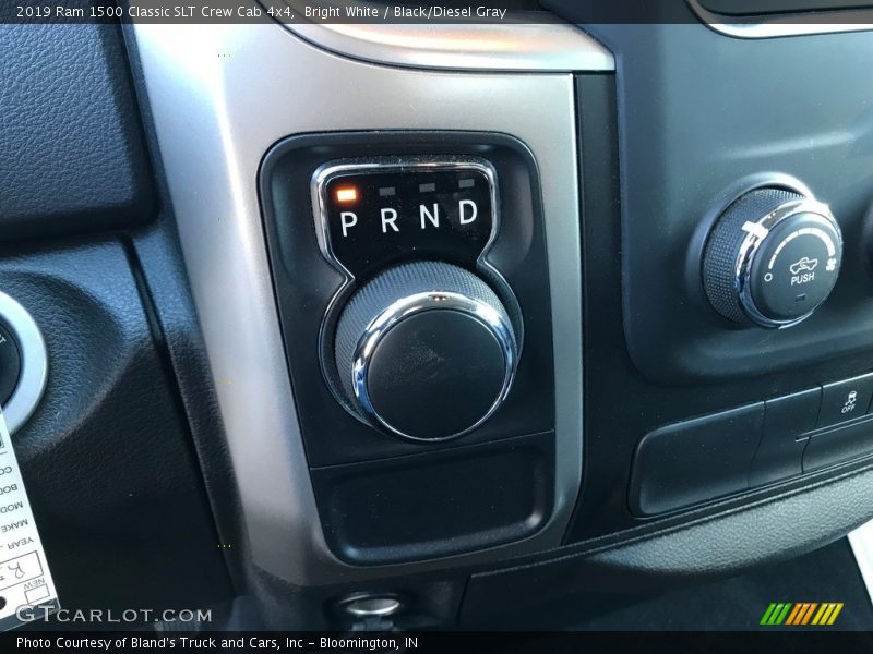 Bright White / Black/Diesel Gray 2019 Ram 1500 Classic SLT Crew Cab 4x4
