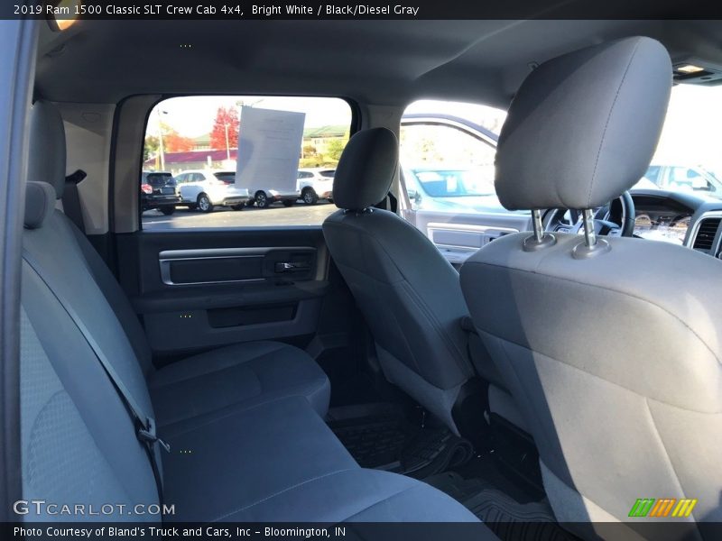 Bright White / Black/Diesel Gray 2019 Ram 1500 Classic SLT Crew Cab 4x4