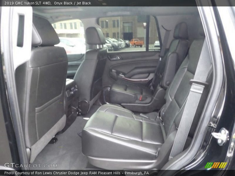 Onyx Black / Jet Black 2019 GMC Yukon SLT 4WD