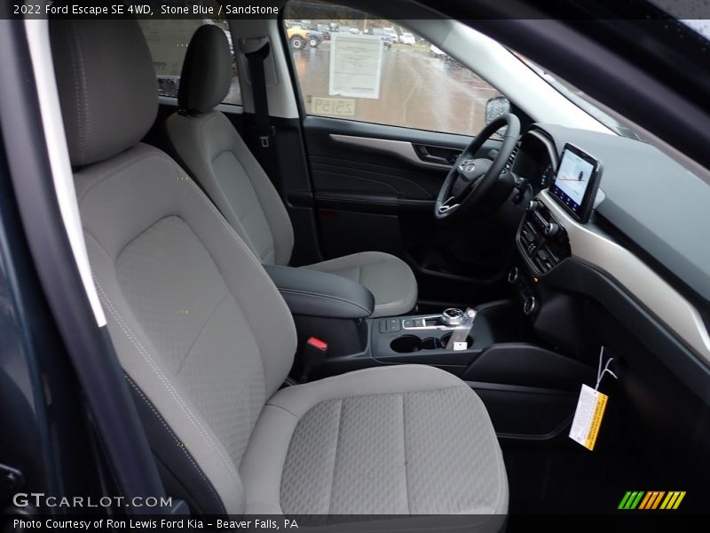Front Seat of 2022 Escape SE 4WD
