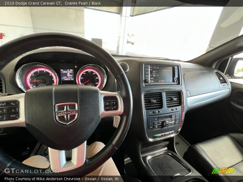 Granite Pearl / Black 2019 Dodge Grand Caravan GT