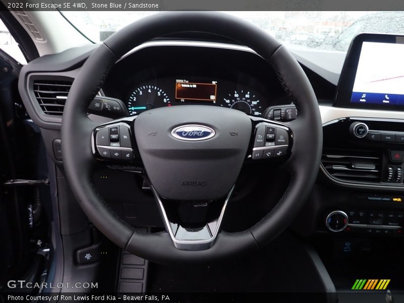  2022 Escape SE 4WD Steering Wheel