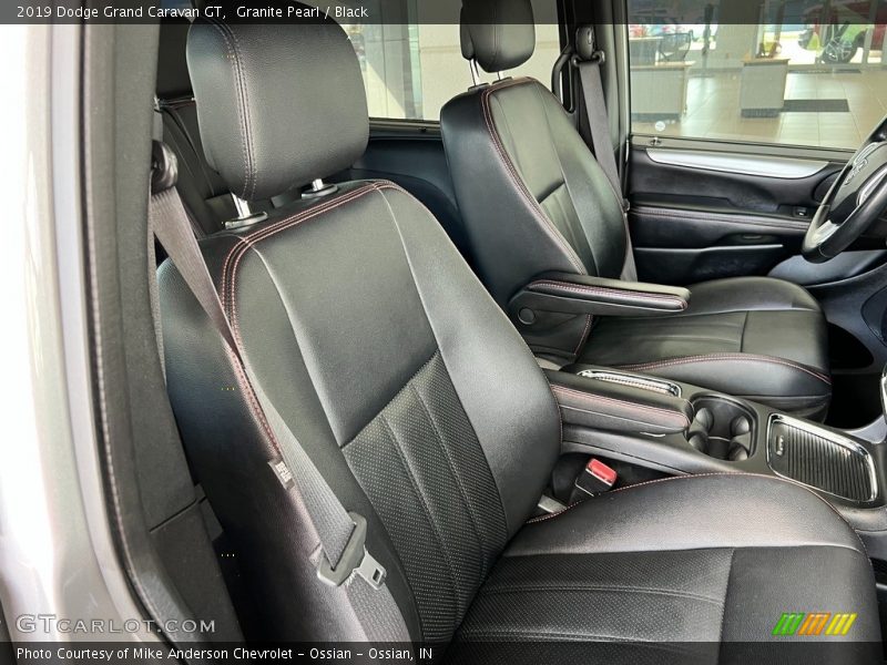 Granite Pearl / Black 2019 Dodge Grand Caravan GT