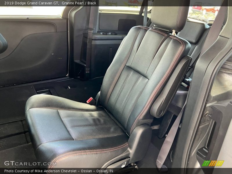 Granite Pearl / Black 2019 Dodge Grand Caravan GT