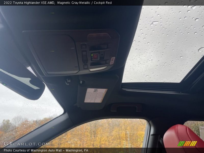 Magnetic Gray Metallic / Cockpit Red 2022 Toyota Highlander XSE AWD