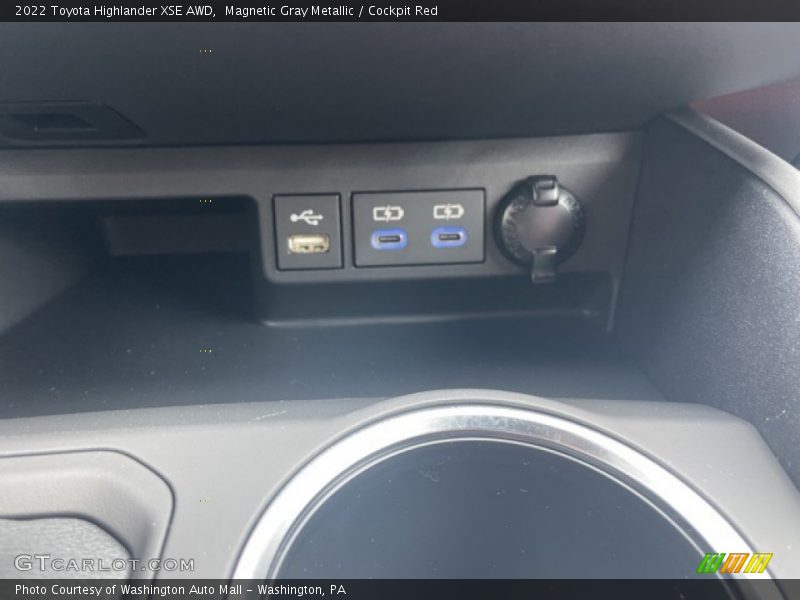 Magnetic Gray Metallic / Cockpit Red 2022 Toyota Highlander XSE AWD