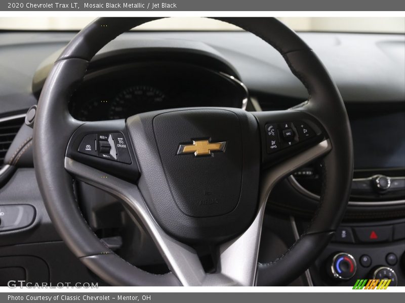 Mosaic Black Metallic / Jet Black 2020 Chevrolet Trax LT