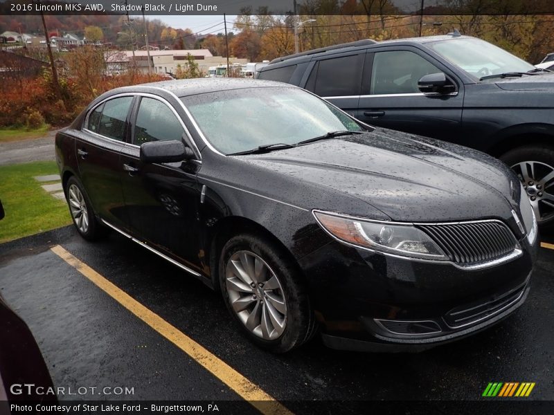 Shadow Black / Light Dune 2016 Lincoln MKS AWD