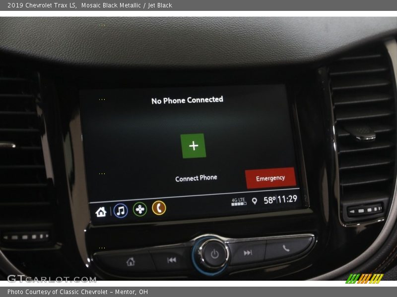 Mosaic Black Metallic / Jet Black 2019 Chevrolet Trax LS