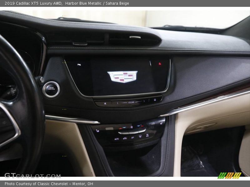 Harbor Blue Metallic / Sahara Beige 2019 Cadillac XT5 Luxury AWD
