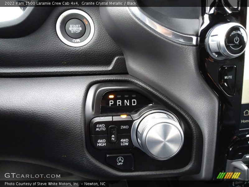  2022 1500 Laramie Crew Cab 4x4 8 Speed Automatic Shifter