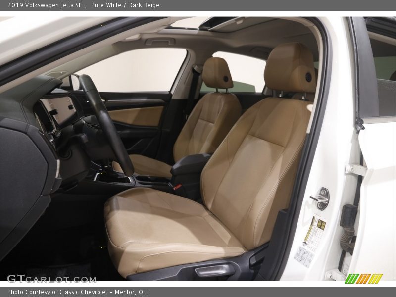 Front Seat of 2019 Jetta SEL