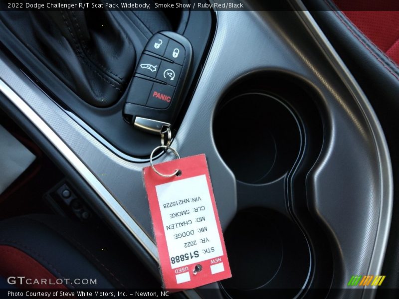 Smoke Show / Ruby Red/Black 2022 Dodge Challenger R/T Scat Pack Widebody