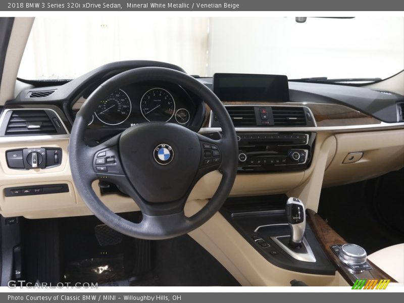Mineral White Metallic / Venetian Beige 2018 BMW 3 Series 320i xDrive Sedan