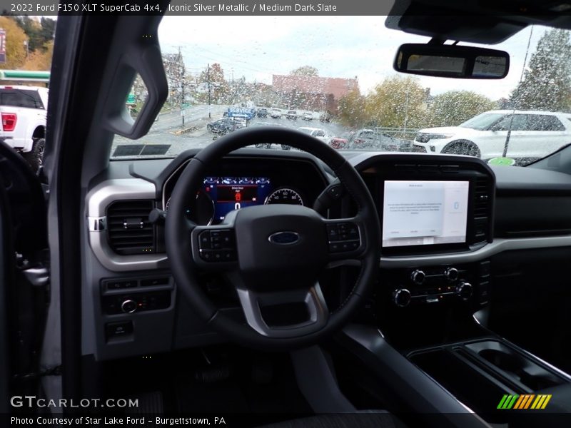 Iconic Silver Metallic / Medium Dark Slate 2022 Ford F150 XLT SuperCab 4x4