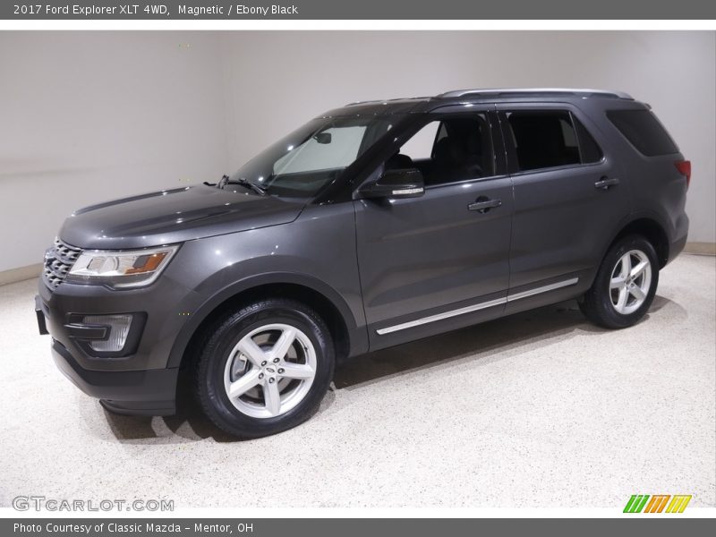 Magnetic / Ebony Black 2017 Ford Explorer XLT 4WD