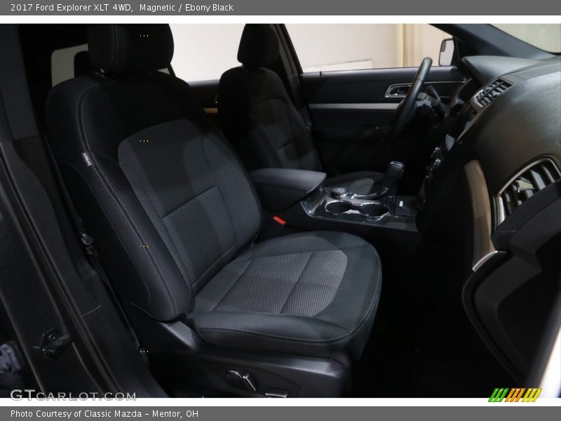 Magnetic / Ebony Black 2017 Ford Explorer XLT 4WD