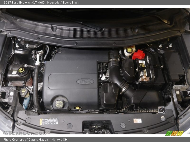 Magnetic / Ebony Black 2017 Ford Explorer XLT 4WD