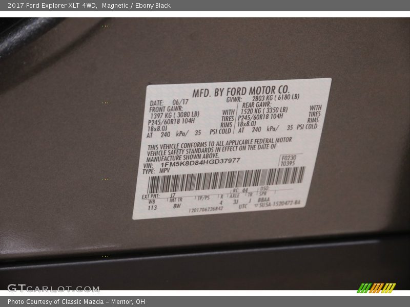 Magnetic / Ebony Black 2017 Ford Explorer XLT 4WD