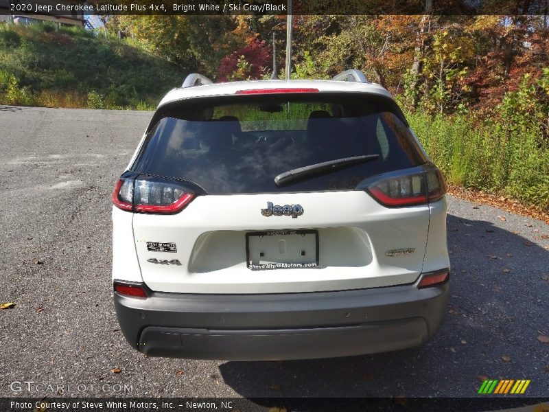 Bright White / Ski Gray/Black 2020 Jeep Cherokee Latitude Plus 4x4