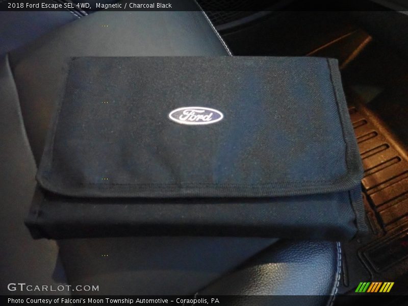 Magnetic / Charcoal Black 2018 Ford Escape SEL 4WD