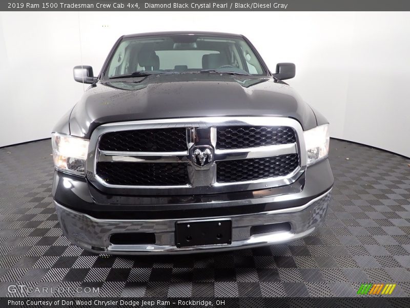 Diamond Black Crystal Pearl / Black/Diesel Gray 2019 Ram 1500 Tradesman Crew Cab 4x4