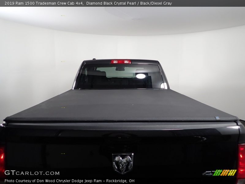 Diamond Black Crystal Pearl / Black/Diesel Gray 2019 Ram 1500 Tradesman Crew Cab 4x4
