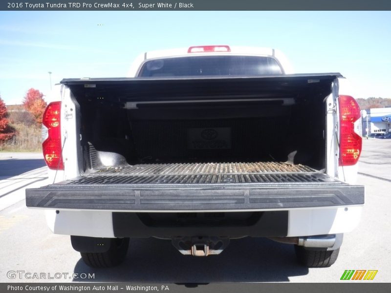 Super White / Black 2016 Toyota Tundra TRD Pro CrewMax 4x4