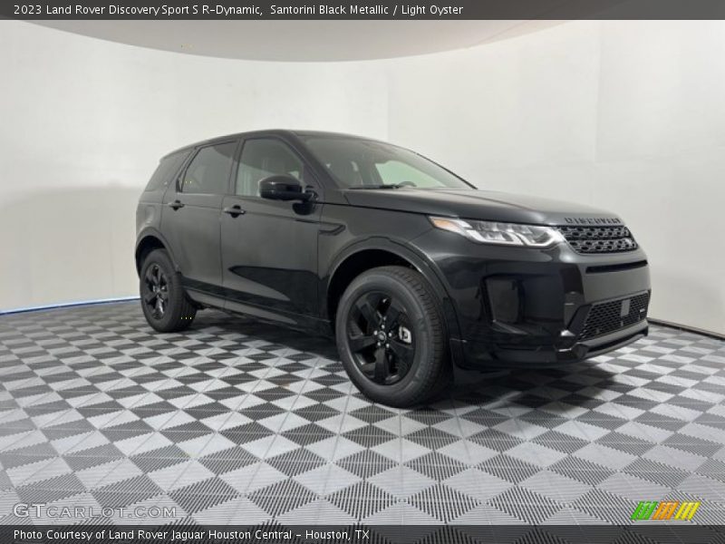 Santorini Black Metallic / Light Oyster 2023 Land Rover Discovery Sport S R-Dynamic